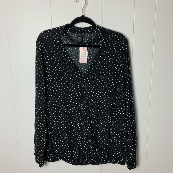 Torrid Blouse - Picture 2 of 5